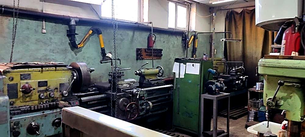 Токарный участок завода КОМБИТРАНС